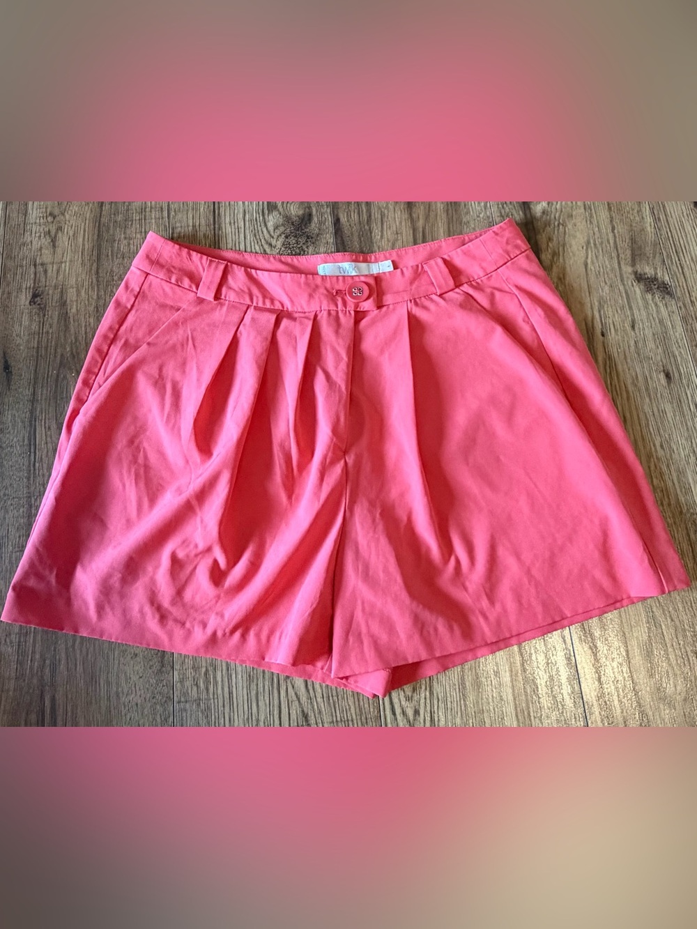 Simons TWIK Pleated Shorts